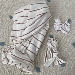 Lou Lou Newborn Bundle (swaddle, knotted headband, mittens)